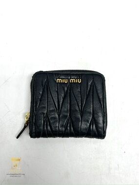 Miu miu  zip around Wallet